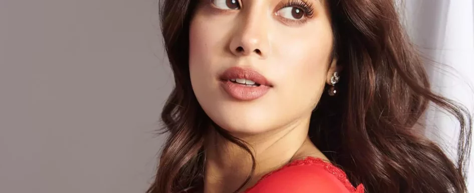Janhvi Kapoor - Red Sequence Sareee