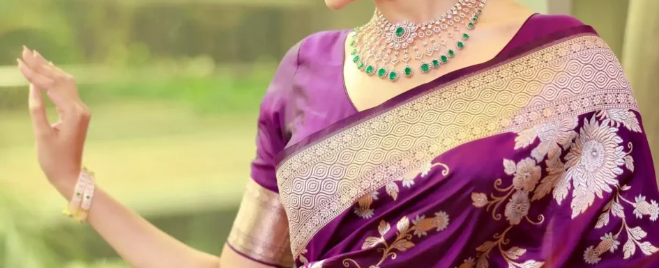 Kanchipuram Narayani Silk purple saree Pragya Jaiswal